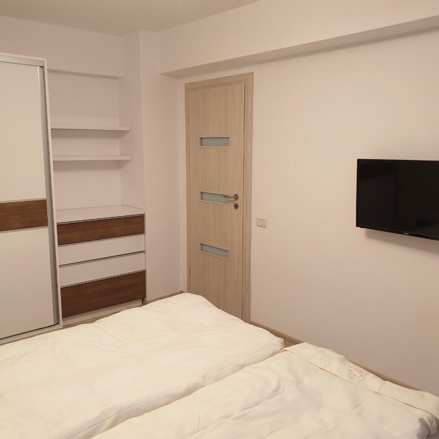 Carolina Sweet Apartament Nagyvárad Kültér fotó